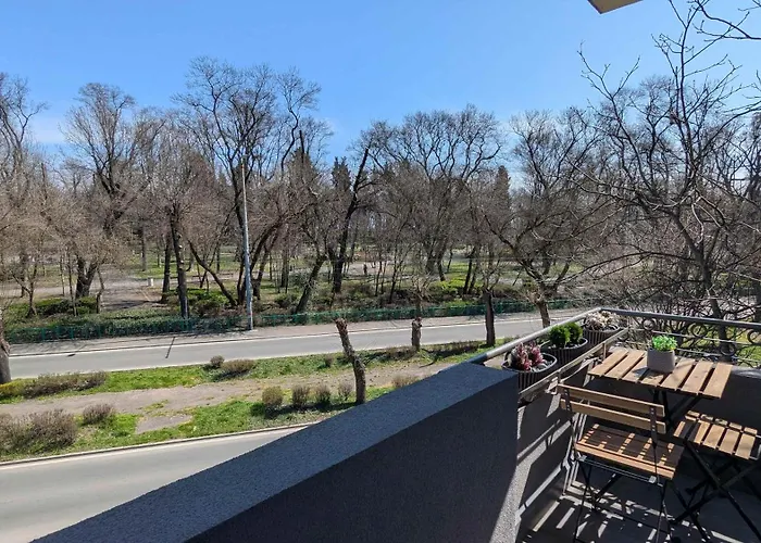Luxury 2bd By The Sea Garden Entrance By Flat Mаnager Apartamento